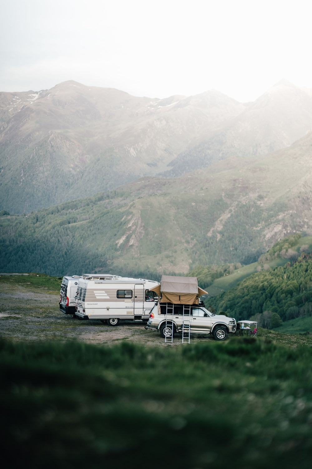 Voyage en camping-car dans les montagnes avec NomadFlow