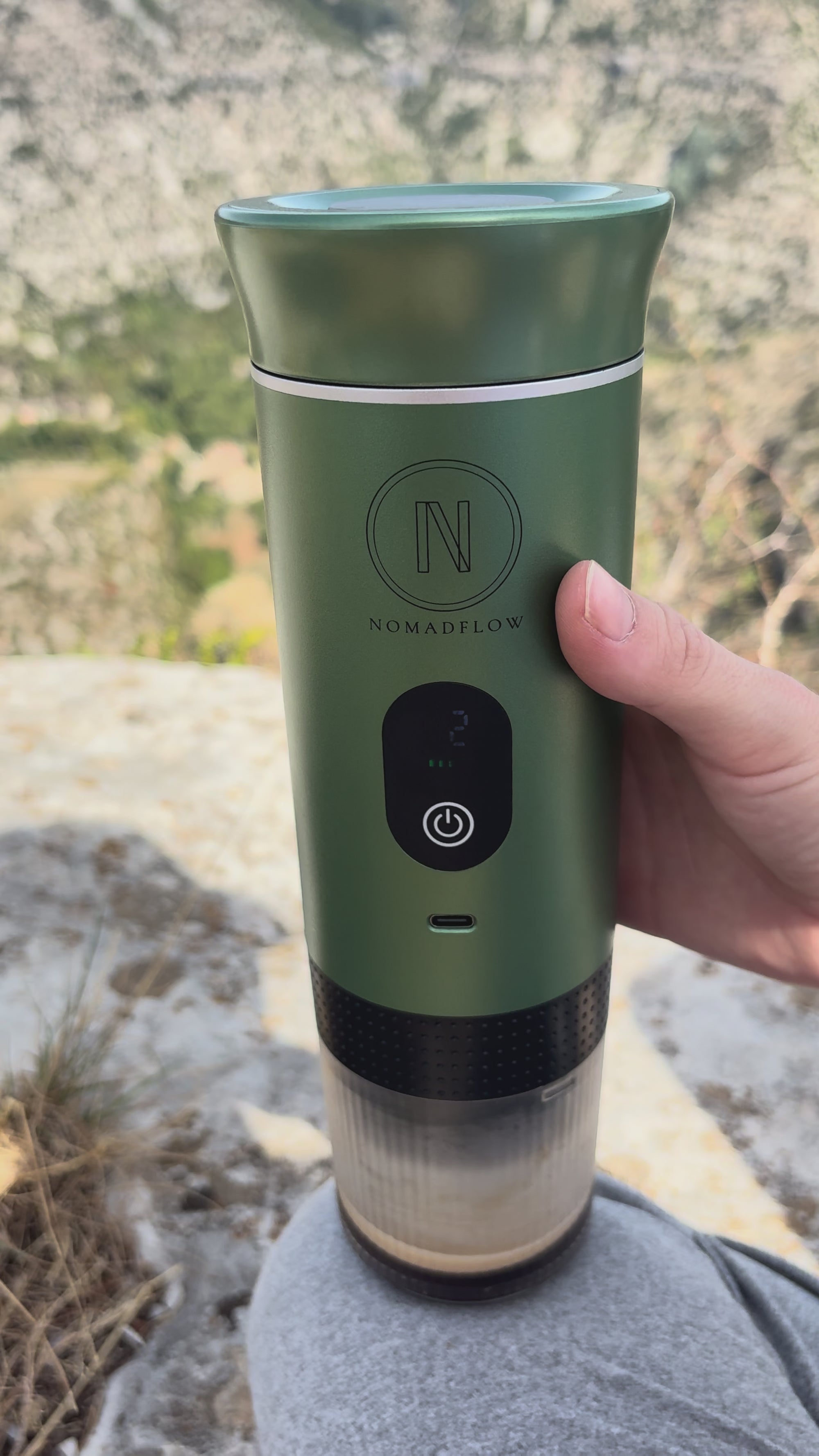 NomadCoffee en déplacement, vidéo du hero Boutique